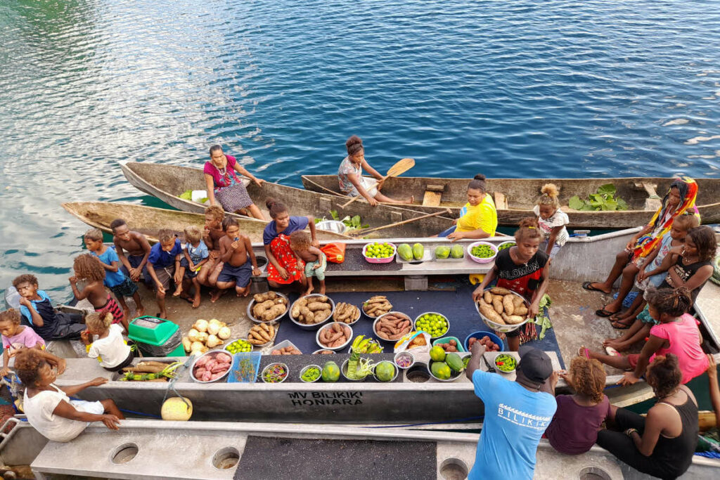 Bilikiki Floating Markets Solomon Islands